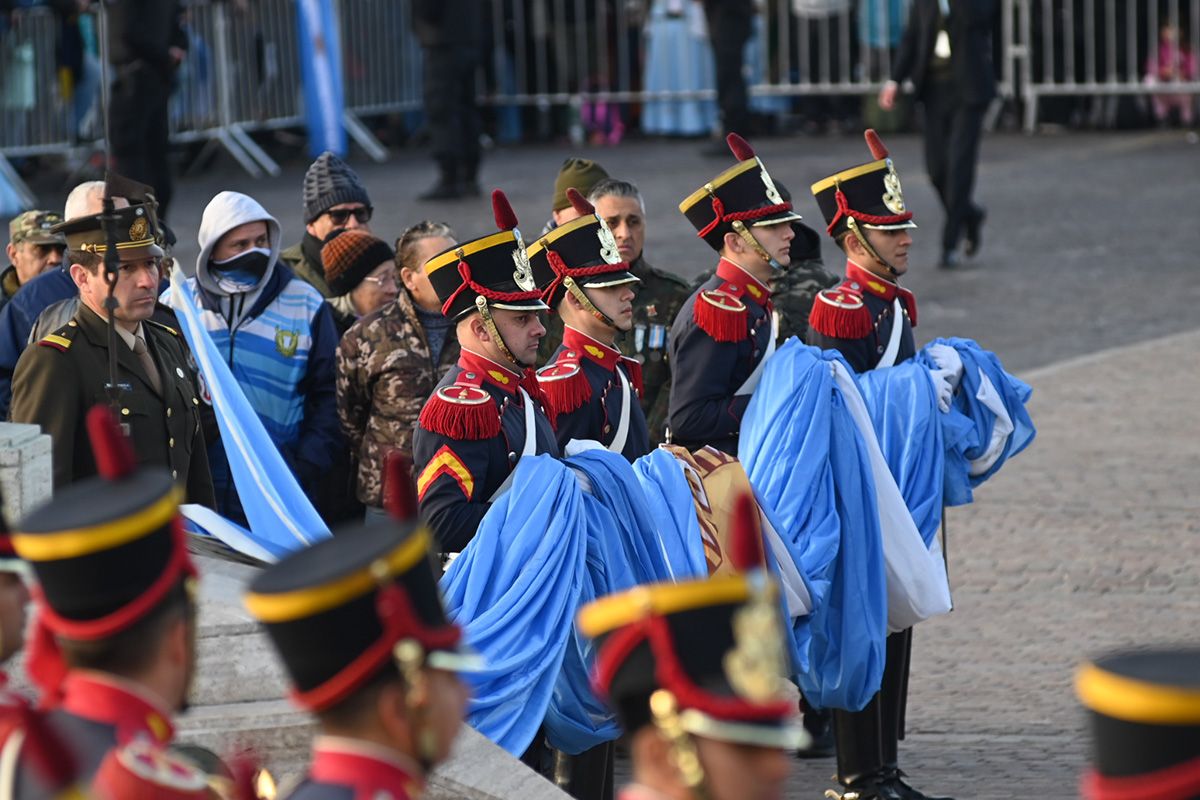 Milei no va a Rosario por el Día de la Bandera y arma un acto propio en la Ciudad de Buenos Aires Milei no va a Rosario por el Día de la Bandera y arma un acto propio en la Ciudad de Buenos Aires