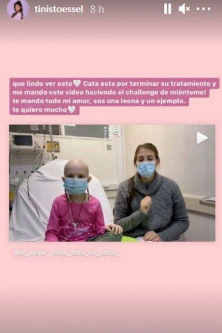 La cantante, Tini Stoessel, compartió en sus redes sociales el video de la niña, que se movió al ritmo del nuevo hit de su ídola desde el hospital. 