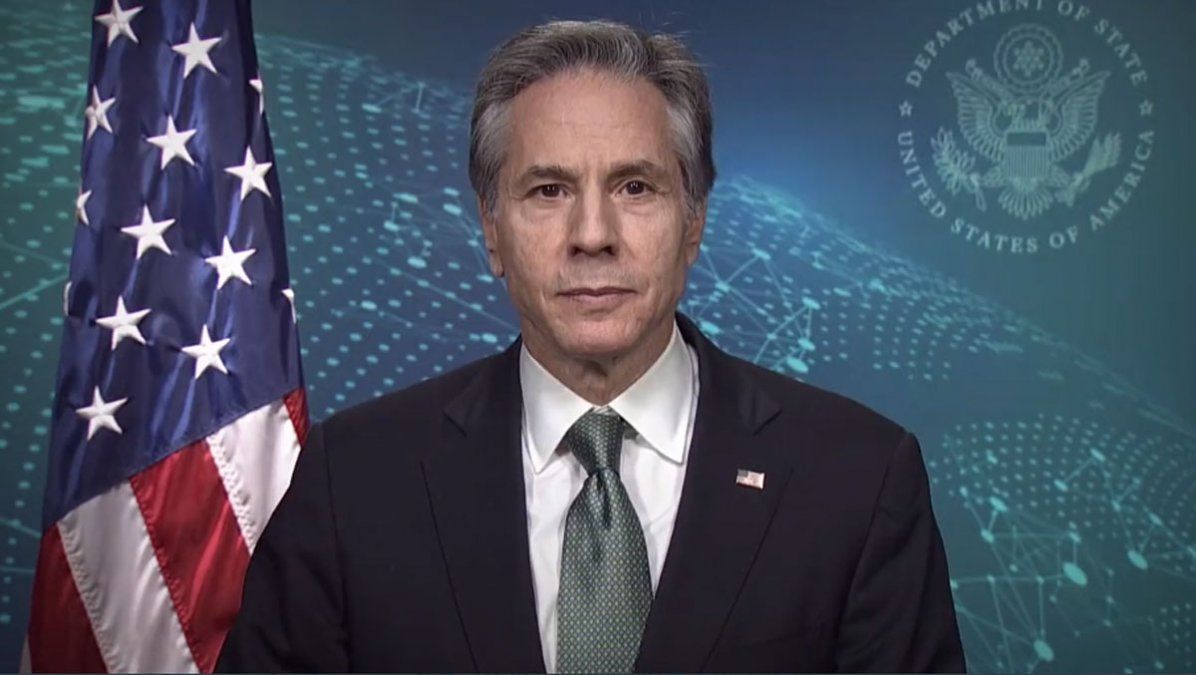 Las sanciones se dan por graves abusos contra los derechos humanos de los uigures en Sinkiang.