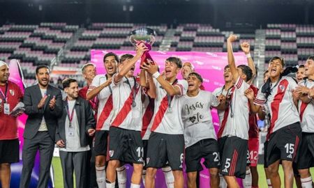 River Plate. River Plate.