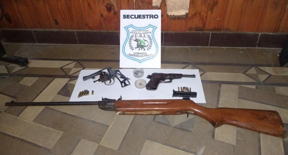 Tres armas secuestradas en el procedimiento