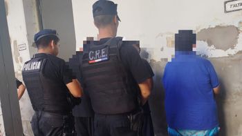 Cuatro aprehendidos y trasladados a la comisaría 2° de Santa Fe por amenazas con arma blanca