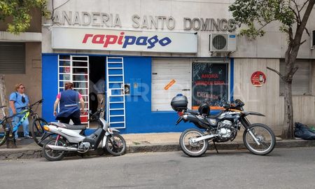 Asalto en un rapipago del sur de la ciudad Asalto en un rapipago del sur de la ciudad