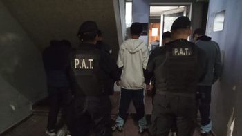 Denuncian agresión de un policía a menores detenidos en comisaría de Santa Fe