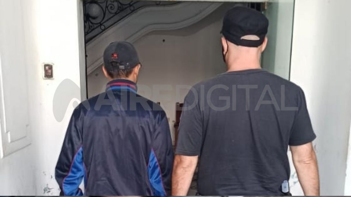 El joven detenido fue trasladado a la Comisaría Primera de la Unidad Regional I.