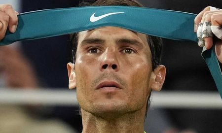 Rafael Nadal anunció su retiro del tenis profesional Rafael Nadal anunció su retiro del tenis profesional