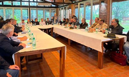 La reunión se realizó en Misiones, impulsada por la Agencia Federal de Emergencias (AFE), en el marco de la preparación ante el fenómeno del Niño 2026/2027. La reunión se realizó en Misiones, impulsada por la Agencia Federal de Emergencias (AFE), en el marco de la preparación ante el fenómeno del Niño 2026/2027.