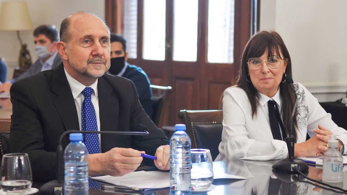 El decreto firmado por Omar Perotti&nbsp;dispuso que quienes aspiren a concursar para ser funcionarios y funcionarias judiciales o magistrados y magistradas deber&aacute;n completar una&nbsp;capacitaci&oacute;n en perspectiva de&nbsp;g&eacute;nero.&nbsp;