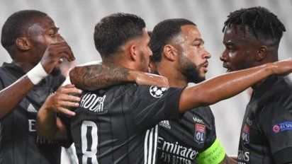 Lyon sorprendió a Juventus y dejó afuera a Cristiano Ronaldo