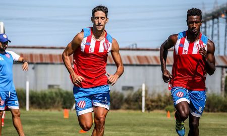 Emanuel Cecchini dio positivo de coronavirus y es el quinto caso de covid que detectó el club en los últimos días. Emanuel Cecchini dio positivo de coronavirus y es el quinto caso de covid que detectó el club en los últimos días.