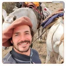 Paradójicamente, el disparador de su cambio de vida fue haber recibido un ascenso en su trabajo. 