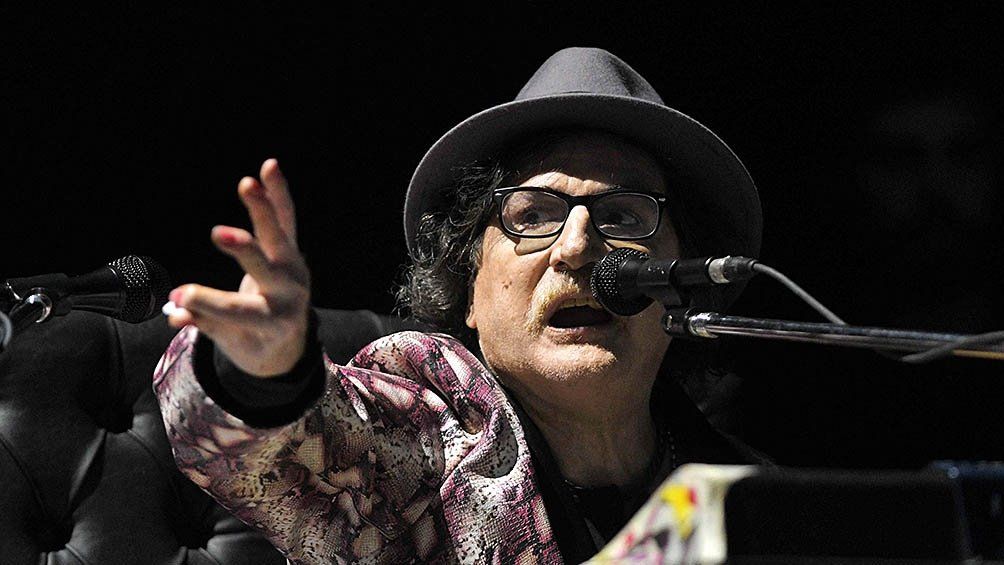 Charly García en "Rompan todo".