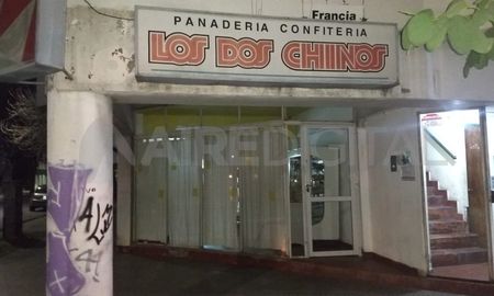 Dos jóvenes detenidos por intentar robar en Los Dos Chinos Dos jóvenes detenidos por intentar robar en Los Dos Chinos
