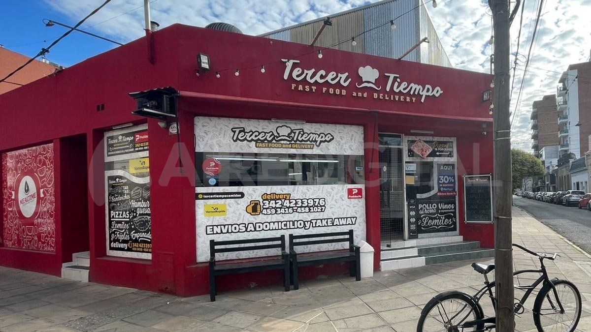 La rotisería está ubicada en Corrientes y San Jerónimo