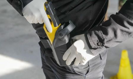 La Policía de Santa Fe incorpora las pistolas Taser en su equipamiento La Policía de Santa Fe incorpora las pistolas Taser en su equipamiento
