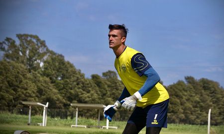 El arquero Andrés Mehring se fue de Atlanta. El arquero Andrés Mehring se fue de Atlanta.