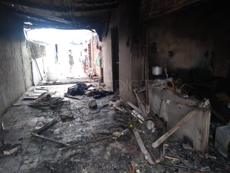 Una familia de Santa Rosa de Lima perdió todo luego de un tremendo incendio