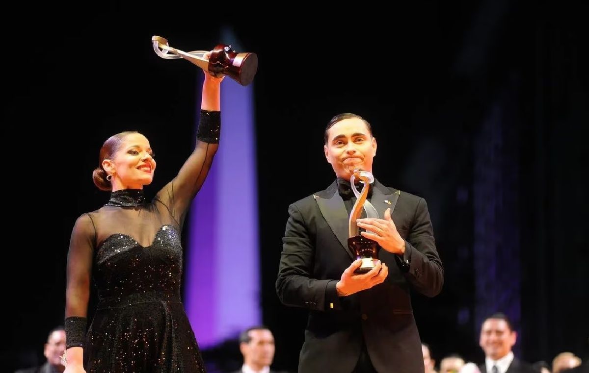 Dos parejas porteñas y una rosarina resultaron ganadoras en el Mundial de Tango Danza