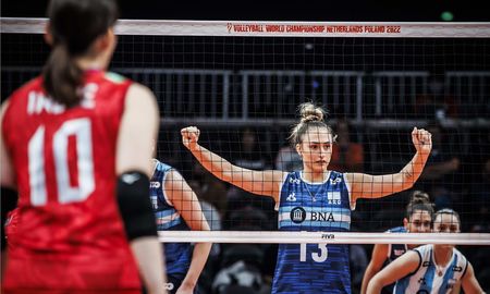 La Selección Argentina femenina de vóley cayó ante Japón y cerró su participación en la primera fase del Mundial. La Selección Argentina femenina de vóley cayó ante Japón y cerró su participación en la primera fase del Mundial.