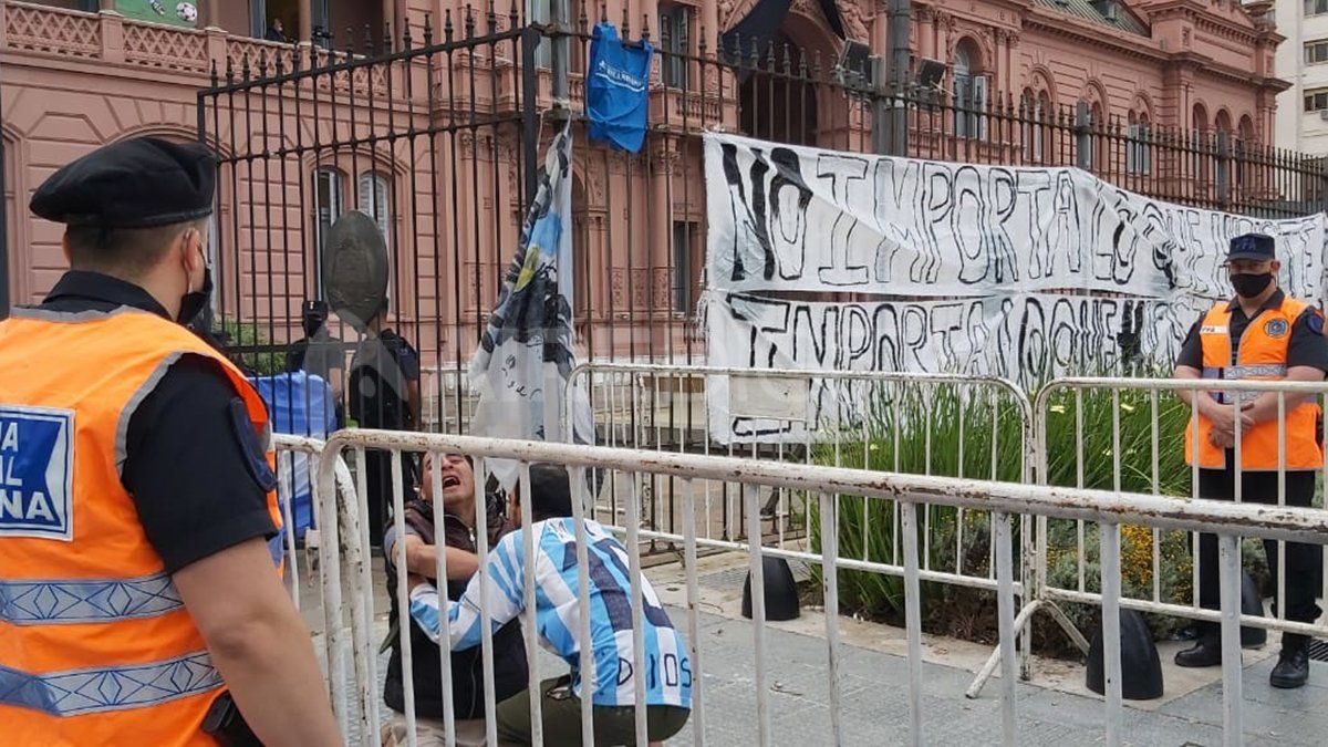 Hay un fuerte operativo en la Casa Rosada y en la Plaza de Mayo.