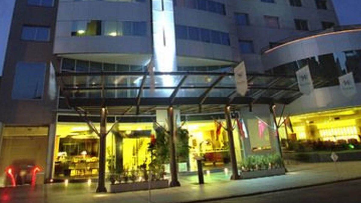 El hombre encontrado estaba ensangrentado y por eso se investiga si se trató de un homicidio. Según trascendió, la pareja era oriunda de Buenos Aires. La víctima era un hombre de 45 años, identificado como Ezequiel M.