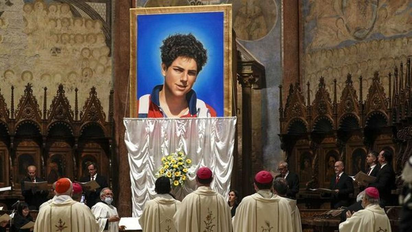 La impresionante historia de vida de Carlo Acutis, el primer santo millennial