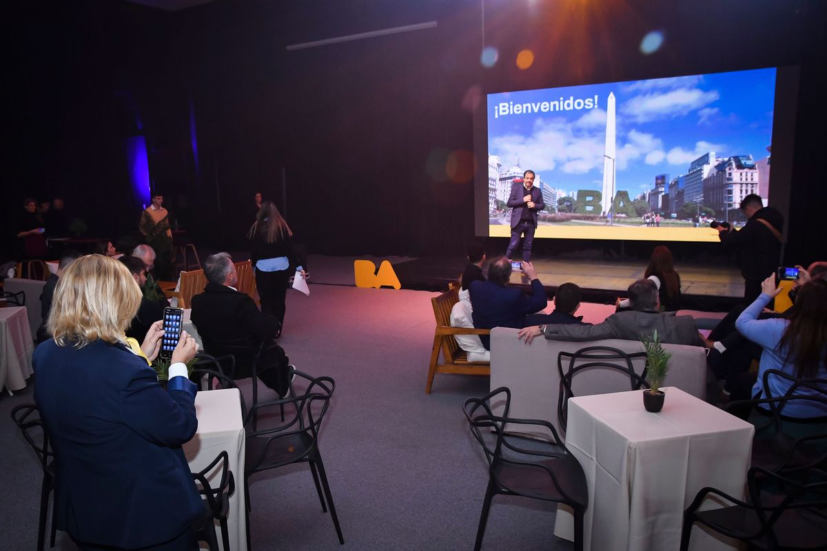 El Ente de Turismo de CABA presentó en Paraná sus principales atractivos y novedades. El Ente de Turismo de CABA presentó en Paraná sus principales atractivos y novedades.