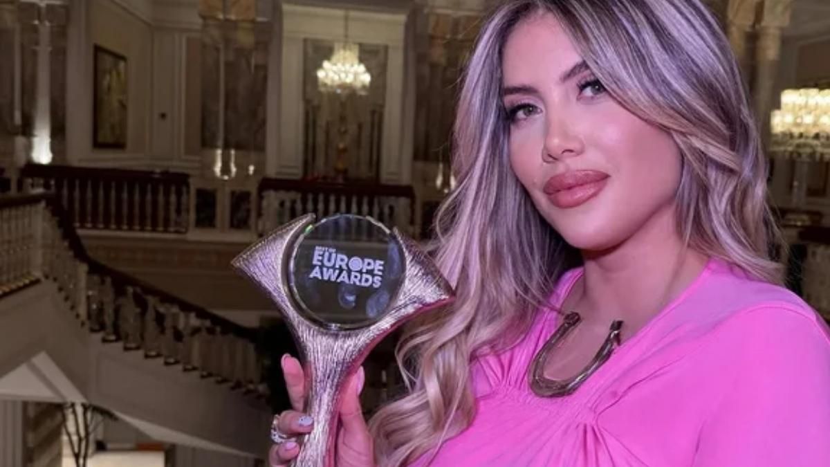 Wanda Nara recibió un premio en Turquía. 