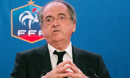 Noël Le Graët fue destituido como presidente de la Federación Francesa de Fútbol luego de una frase desafortunada que dijo sobre Zinedine Zidane. Noël Le Graët fue destituido como presidente de la Federación Francesa de Fútbol luego de una frase desafortunada que dijo sobre Zinedine Zidane.