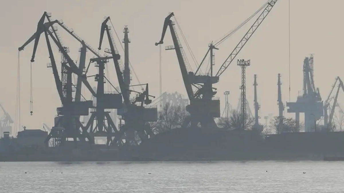 La terminal portuaria de Mariúpol volvió a estar operativa tras los ataques de Rusia.