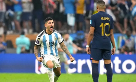Cuti Romero contó por qué le gritó un gol en la cara a Kylian Mbappé, en la final del Mundial Qatar 2022. Cuti Romero contó por qué le gritó un gol en la cara a Kylian Mbappé, en la final del Mundial Qatar 2022.