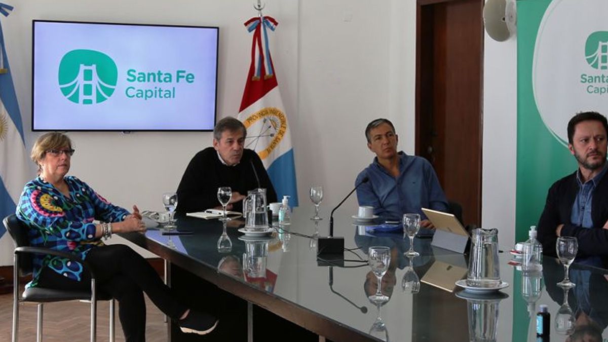 Jat&oacute;n encabez&oacute;&nbsp;un encuentro con representantes de la construcci&oacute;n y autoridades provinciales