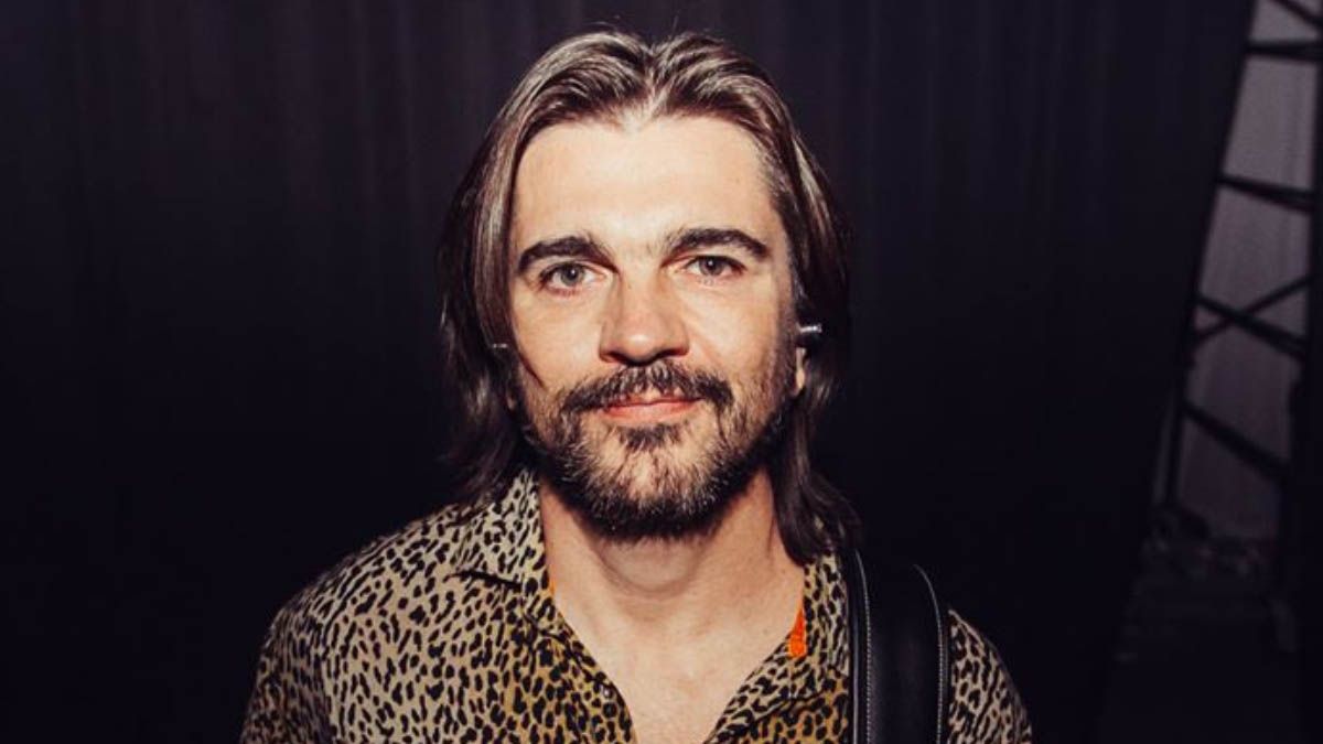 ¡Juanes es marciano! El cantante se sumó a la invitación para ver el amartizaje del rover de la Nasa