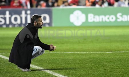 El entrenador de Unión de Santa Fe, Cristian Kily González, El entrenador de Unión de Santa Fe, Cristian Kily González,