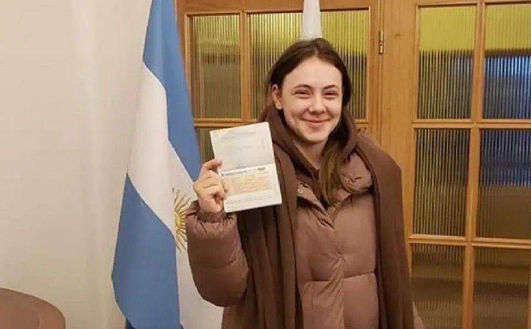 Una ucraniana recibió la visa humanitaria para vivir en Argentina y le recomendaron que se vuelva