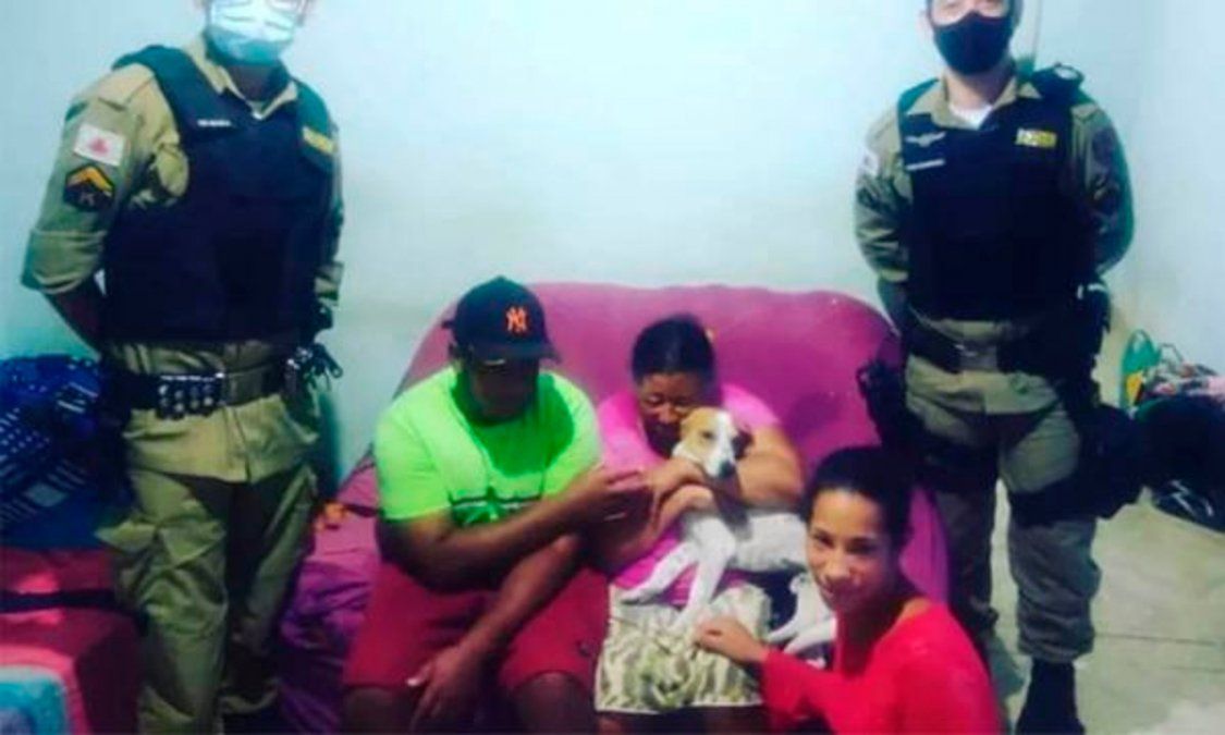 El perro sufrió cuatro heridas cortantes con un cuchillo cuando se interpuso entre el agresor, de 62 años, y la víctima, de 58, el lunes pasado en la casa de la familia, donde también estaban los nietos de la mujer.