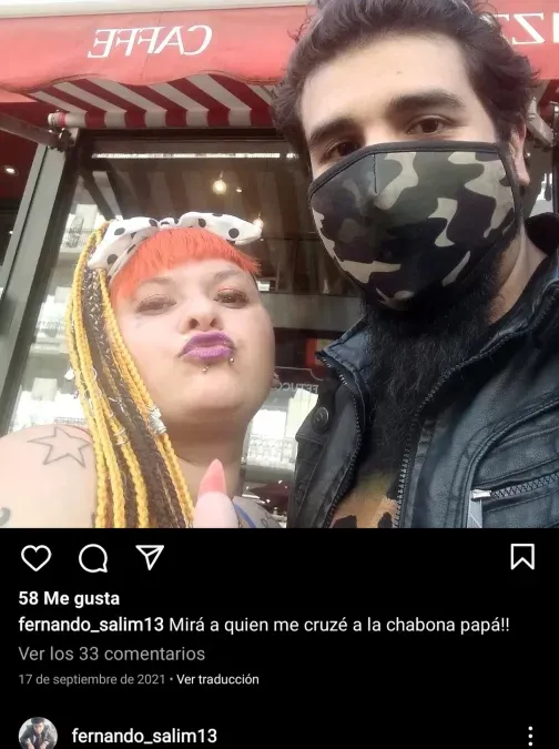 Fernando Sabag junto a La Chabona.