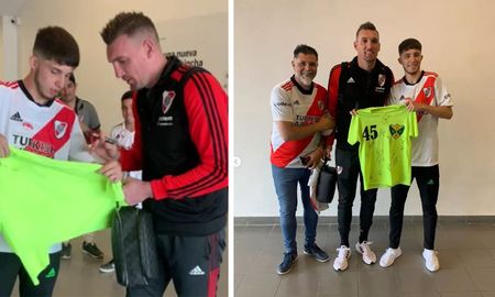 Franco Armani le firmó a Ian la remera de su club de fútbol de Gualeguaychú. Franco Armani le firmó a Ian la remera de su club de fútbol de Gualeguaychú.
