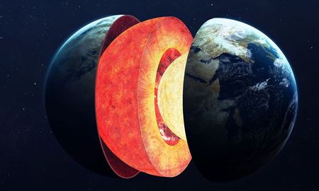 Inquieta lo que está ocurriendo en el núcleo de la Tierra, tras darse a conocer un estudio en la revista Nature Geoscience. Inquieta lo que está ocurriendo en el núcleo de la Tierra, tras darse a conocer un estudio en la revista Nature Geoscience.