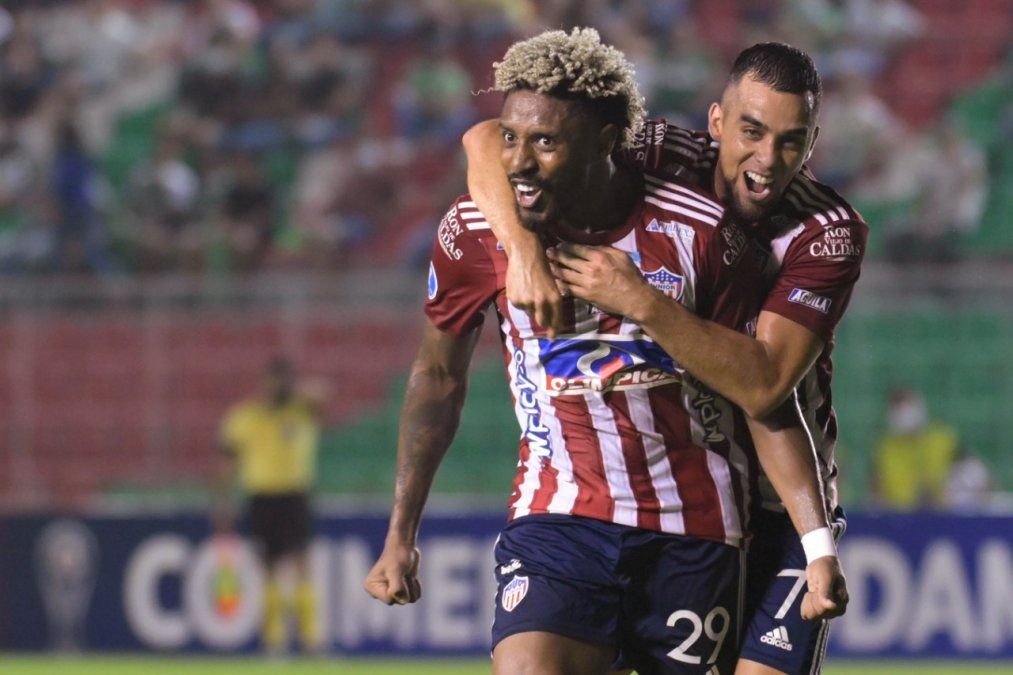 Junior se subió a la punta del grupo de Unión en la Conmebol Sudamericana