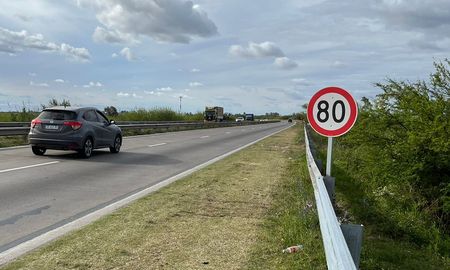 Vialidad Nacional comenzó a colocar la señalización correspondiente sobre la Circunvalación oeste. Vialidad Nacional comenzó a colocar la señalización correspondiente sobre la Circunvalación oeste.