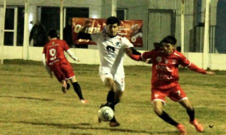 Liga Rafaelina de Fútbol: se reanudó la primera fecha del torneo clausura Liga Rafaelina de Fútbol: se reanudó la primera fecha del torneo clausura