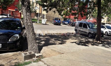 El menor de cinco años fue trasladado por el servicio de emergencias 107 al hospital Alassia. El menor de cinco años fue trasladado por el servicio de emergencias 107 al hospital Alassia.