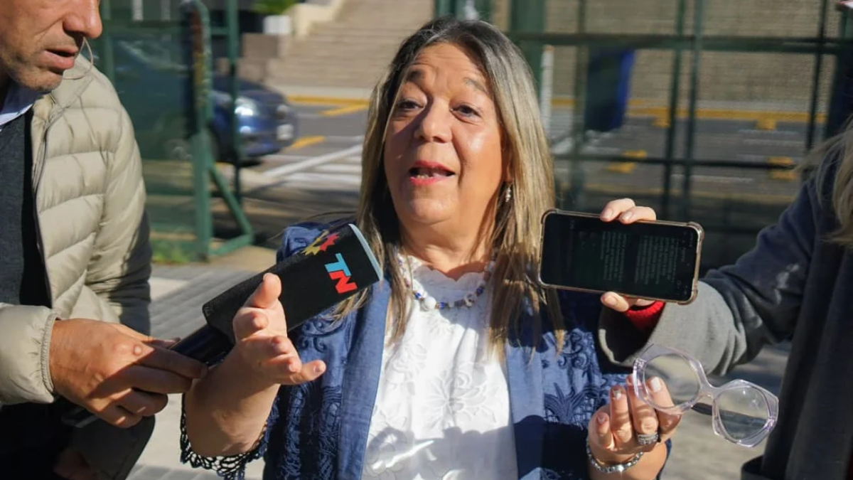 La escribana de Adorni adhirió al régimen que también eligieron él y su esposa La escribana de Adorni adhirió al régimen que también eligieron él y su esposa