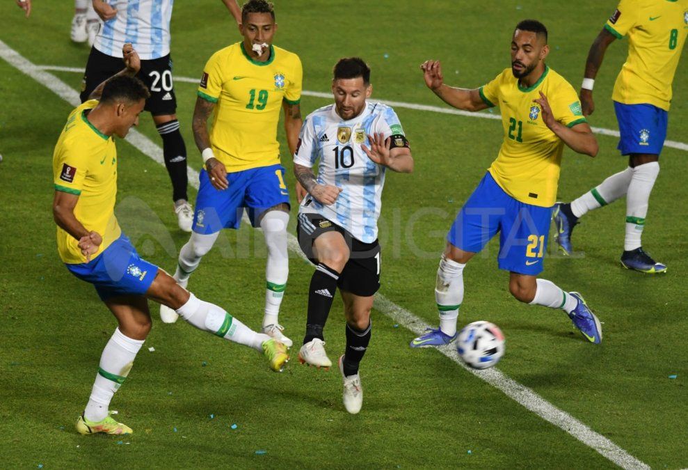 Lionel Messi, a quien se lo notó mal desde lo físico, no tuvo una buena noche.