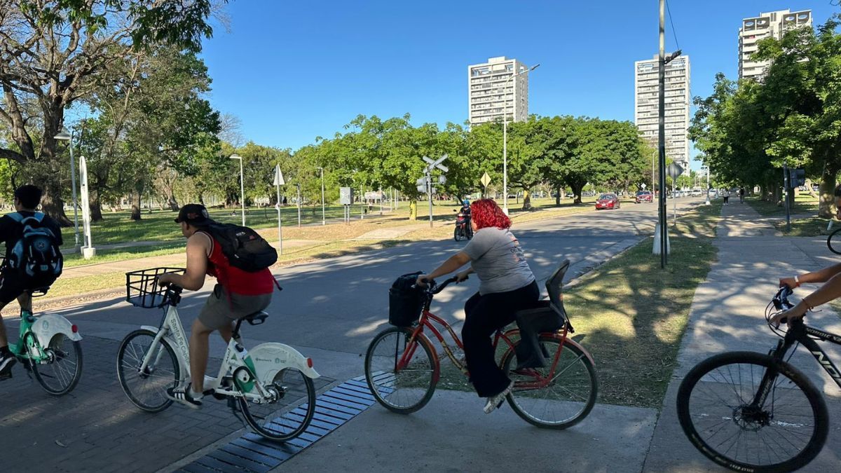 El uso de bicicletas en la ciudad de Santa Fe: una mirada desde la agrupación Santa Fe en Bici.