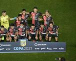 Colón de Santa Fe se consagró campeón de la Copa de la Liga y el triunfo quedó reflejado en varios portales internacionales. Colón de Santa Fe se consagró campeón de la Copa de la Liga y el triunfo quedó reflejado en varios portales internacionales.
