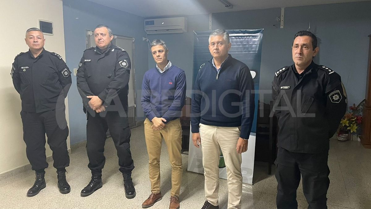 La mesa de trabajo se llevó a cabo este jueves en la sede de la comuna de Pilar. La mesa de trabajo se llevó a cabo este jueves en la sede de la comuna de Pilar.