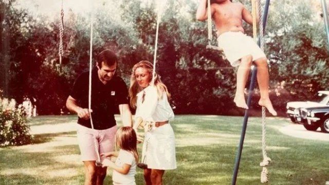 Verónica Ghio habría distanciado a Cora y Mariana de Carlos Reutemann.