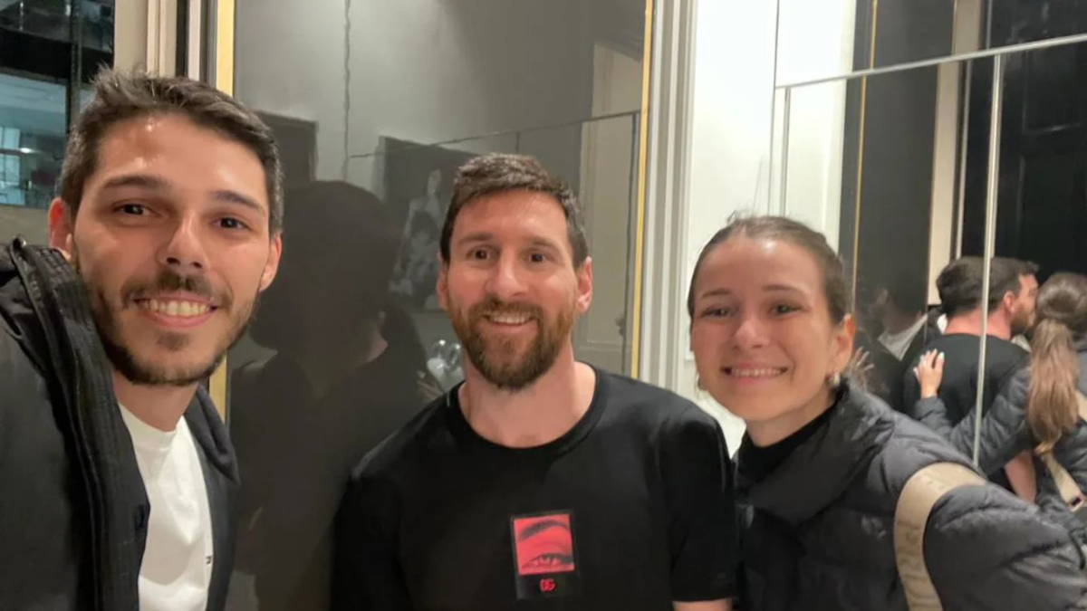 Encontró la casa de Lionel Messi en París, Antonela Roccuzzo la vio y la hizo pasar: